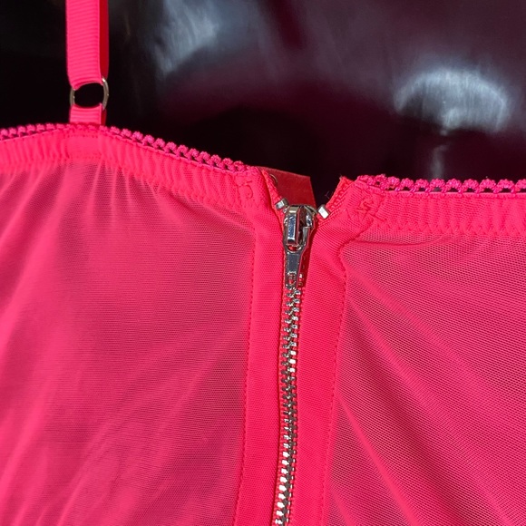Victoria Secret Bustier - Picture 5 of 6